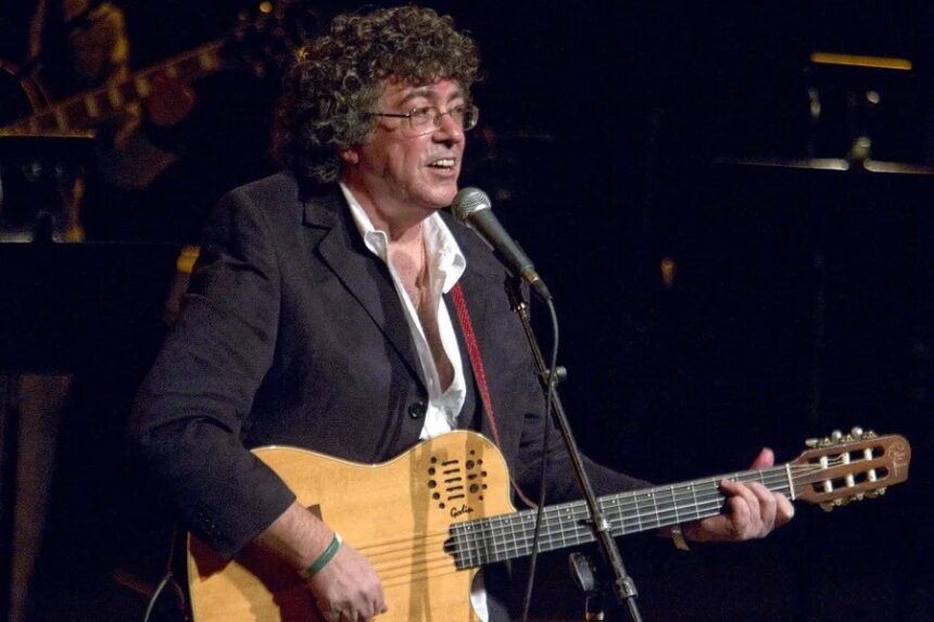 El cantautor Piero durante un concierto